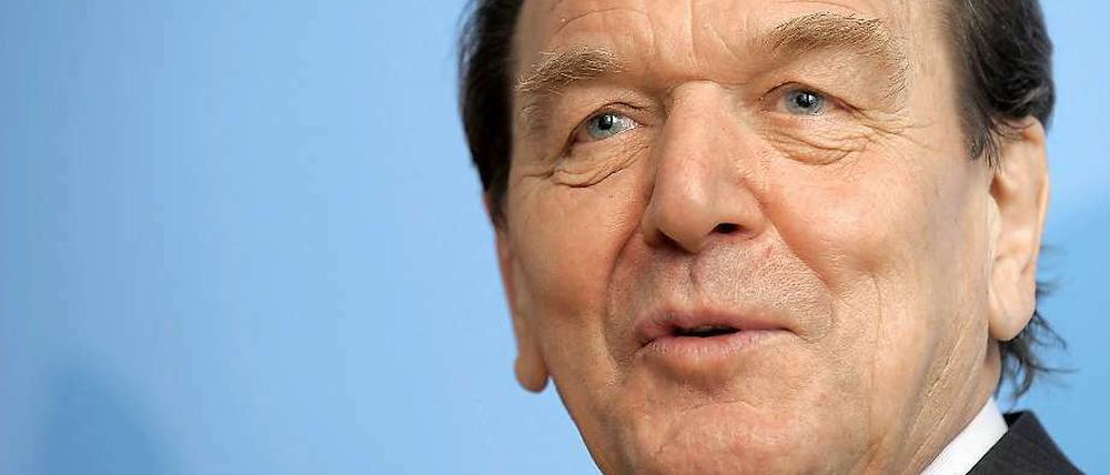 Gerhard Schröder wechselte nach seiner Zeit als Bundeskanzler in die Wirtschaft.