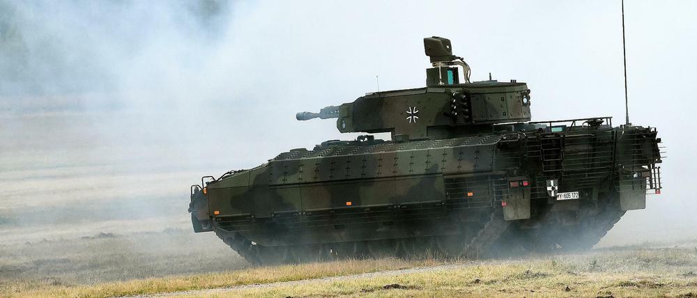 Der neue Schützenpanzer Puma auf dem Erprobungsgelände in der Lüneburger Heide 