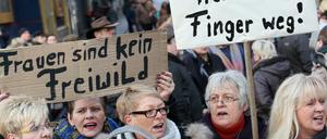 Demonstration gegen Sexismus und Gewalt an Frauen in Hamburg