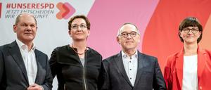 Wer übernimmt den SPD-Vorsitz? Olaf Scholz (l) und Klara Geywitz oder Saskia Esken und Norbert Walter-Borjans?