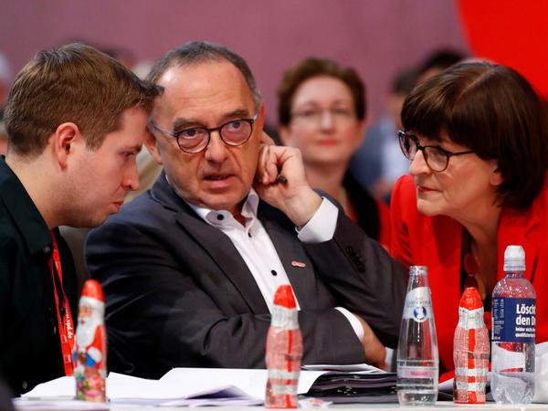 Digitale Sozialdemokraten: Kevin Kühnert (l.) und Saskia Esken sind bereits bei "Clubhouse". 