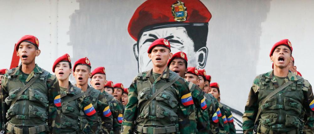 Unter den einfachen Soldaten in Venezuela soll es rumoren.