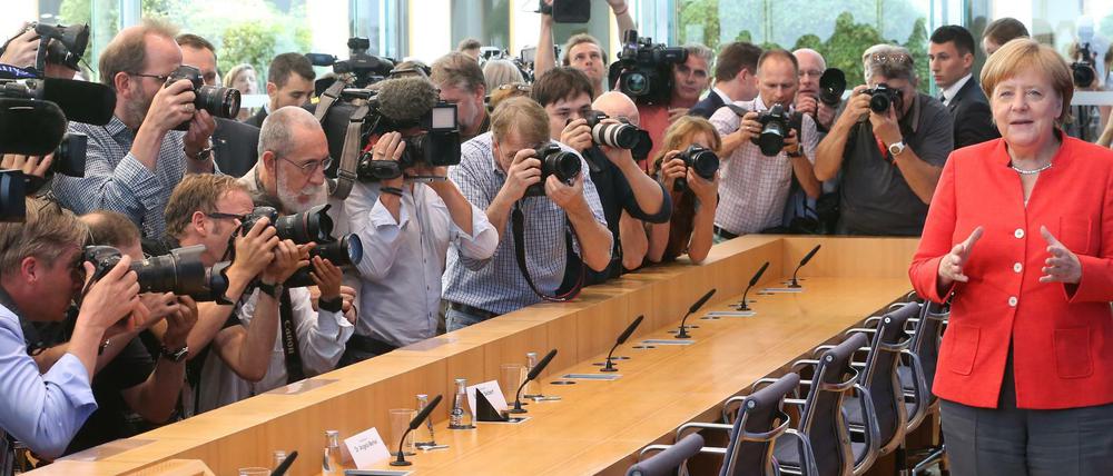 Reden reicht nicht mehr. Kanzlerin Merkel bei der Bundespressekonferenz.