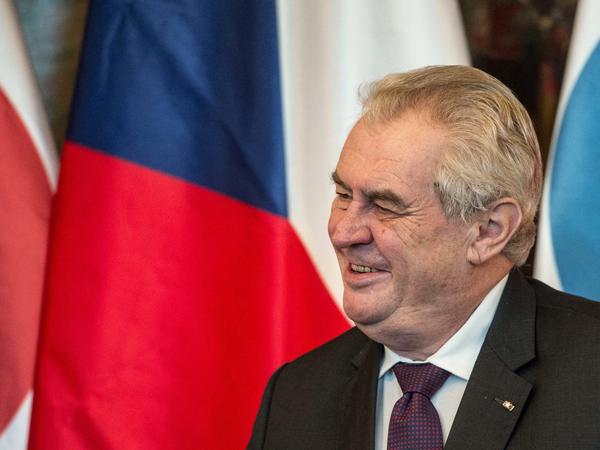 Antieuropäisch und Putin-freundlich. Tschechiens Staatspräsident Milos Zeman sieht sich oft als "Stimme des Volkes"