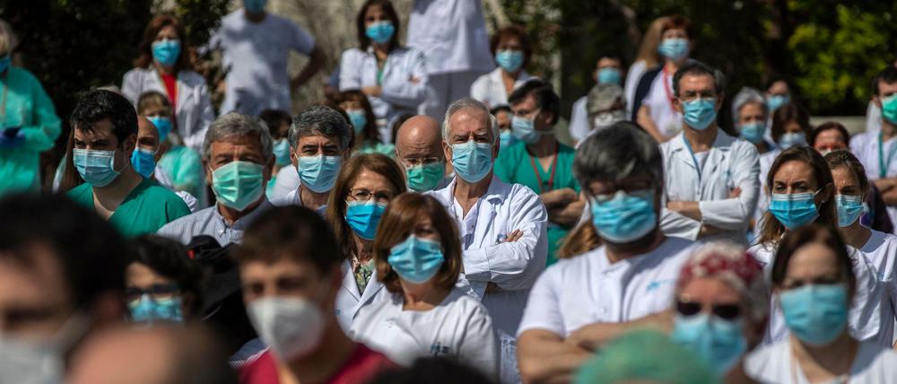 Das spanische Gesundheitssystem ächzt unter der Last des Coronavirus.