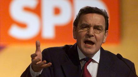 Ex-Kanzler Gerhard Schröder bei einer Parteitagsrede