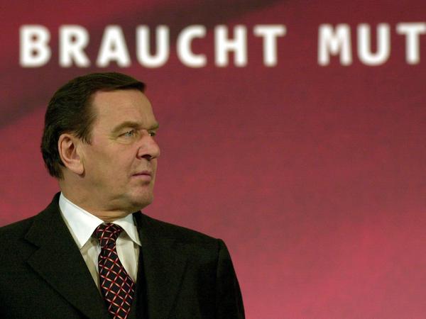 Bundeskanzler Gerhard Schröder (SPD).