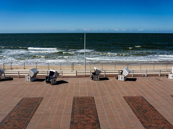 Strandkörbe auf Sylt: In der Modellregion kann seit 1. Mai wieder Urlaub gemacht werden.