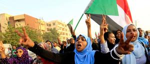 Monatelang hatte es im Sudan Proteste gegeben. Jetzt steht eine Einigung.