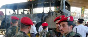 Mehr als ein Dutzend Soldaten fielen dem Anschlag auf einen Armeebus zum Opfer.
