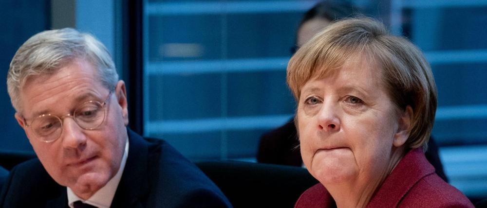 Bundeskanzlerin Angela Merkel (CDU) im Auswärtigen Ausschuss des Bundestages.