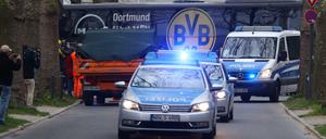 Zum dem Spiel am Mittwochabend wurde das BVB-Team von der Polizei eskortiert.