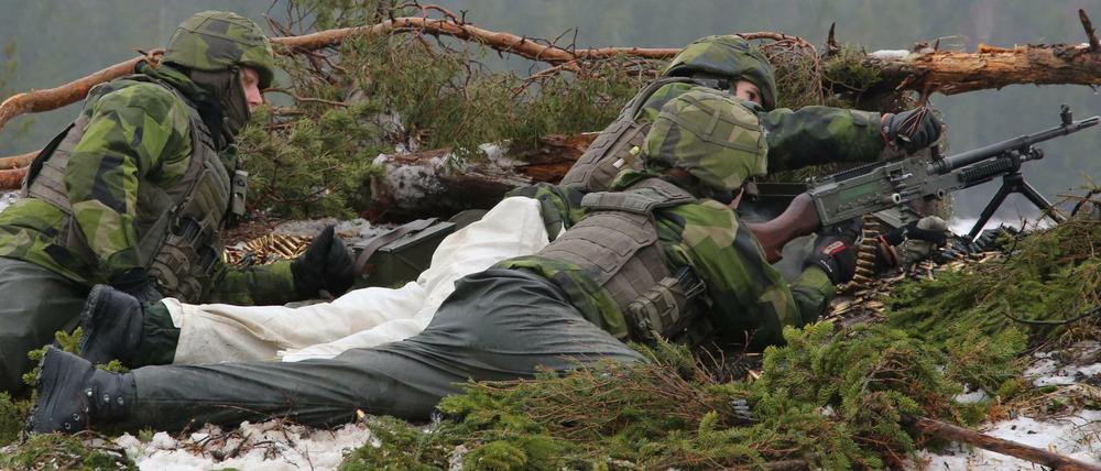 Schwedische Soldaten bei einer Übung auf Gotland.