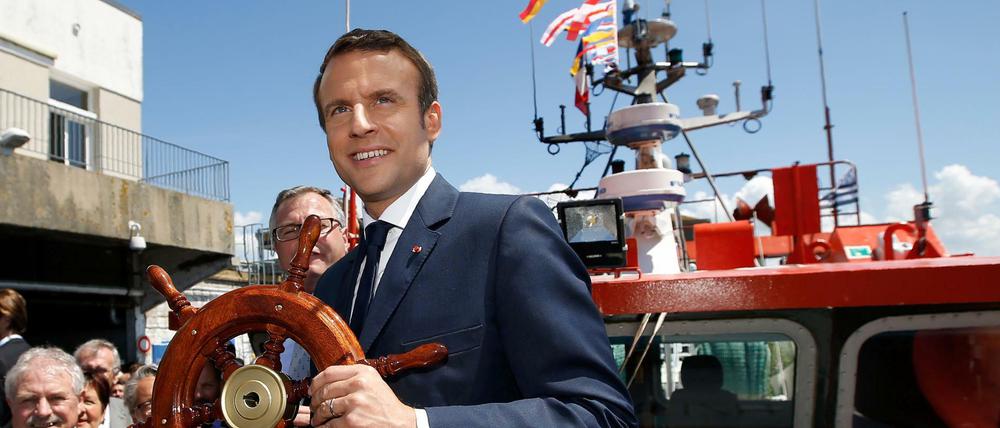 Die Affäre um seinen Wohnungsbauminister könnte Frankreichs Präsident Emmanuel Macron beschädigen. 