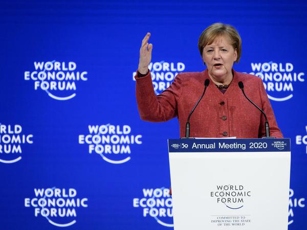 Kanzlerin Angela Merkel bei ihrer Rede in Davos.