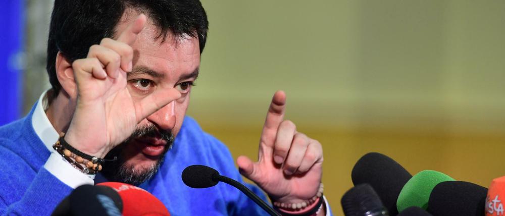 Lega-Nord-Chef Matteo Salvini hatte viel zu erklären - an seiner Wahlschlappe änderte das wenig.