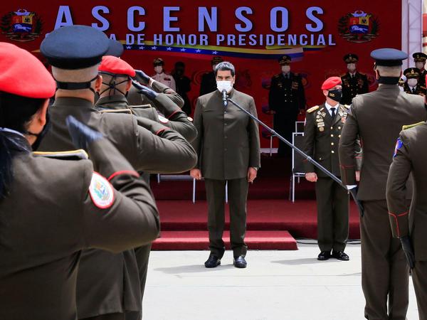 Auch in Corona-Zeiten kann sich Nicolás Maduro auf den Rückhalt des venezolanischen Militärs verlassen. 