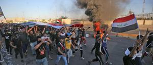 Auch in der Hauptstadt Bagdad kommt es zu großen Demonstrationen.