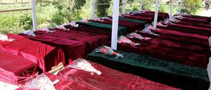 Mehr als 140 Soldaten starben bei dem Taliban-Überfall. 