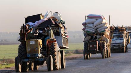 Im Norden Syriens sind Tausende Zivilisten auf der Flucht vor den Angriffen der Regierungstruppen.