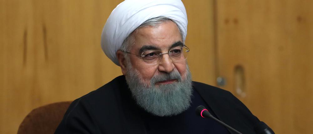 Irans Präsident Hassan Ruhani kritisiert Trumps Entscheidung. 