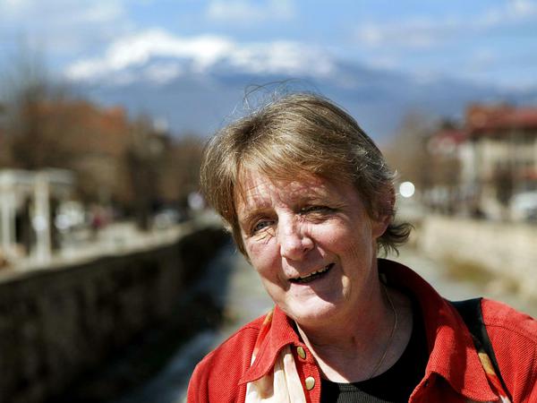Dieses Foto zeigt Silke Maier-Witt im Jahr 2006 in Kosovo.