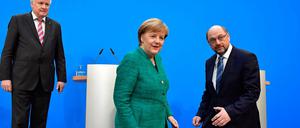 Seehofer, Merkel, Schulz bei der Verkündung ihrer Verhandlungsergebnisse. Aber inzwischen ist schon wieder alles anders. 