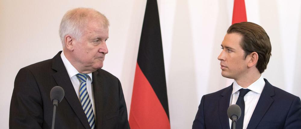 Bundesinnenminister Horst Seehofer (links) und der österreichische Kanzlerr Sebastian Kurz sind sich nicht mehr so einig.