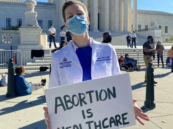 Die Ärztin Julie Rice fordert: Abtreibung ist Gesundheitsfürsorge.