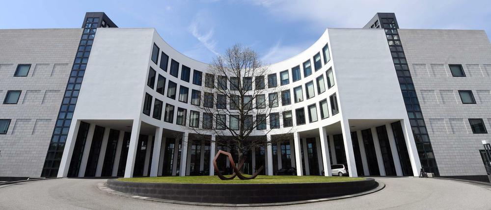 Die Bundesanwaltschaft in Karlsruhe klagt zwei Syrer wegen Verbrechen in Assads Gefängnissen an.