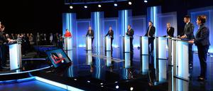 In großer Runde: Im Fernsehen mussten die Kandidaten Rede und Antwort stehen.