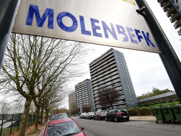 Eine Spur führt nach Molenbeek. Der Brüssler Stadtteil gilt als Islamisten-Hochburg.