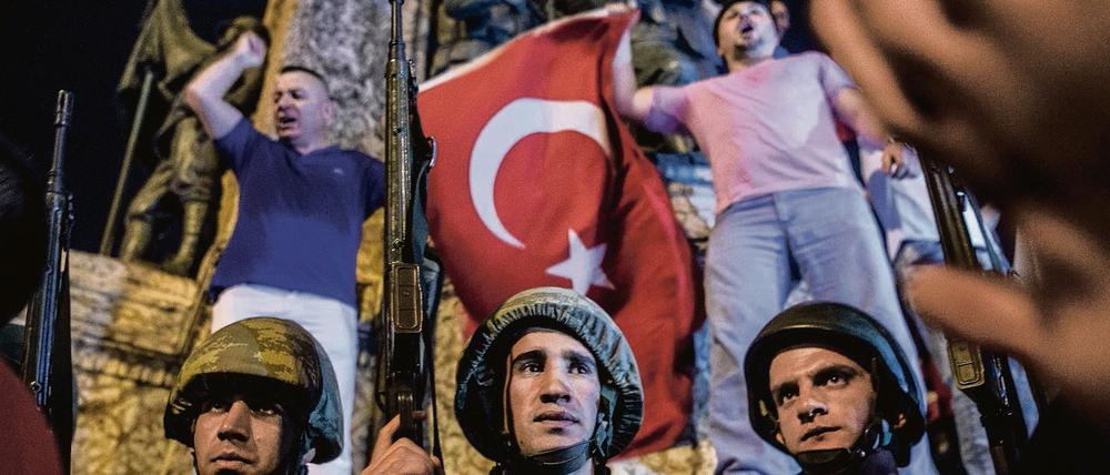 Am 15. Juli 2016 versuchten Armeemitglieder, die Staatsführung abzusetzen - so lautet die offizielle türkische Lesart. 