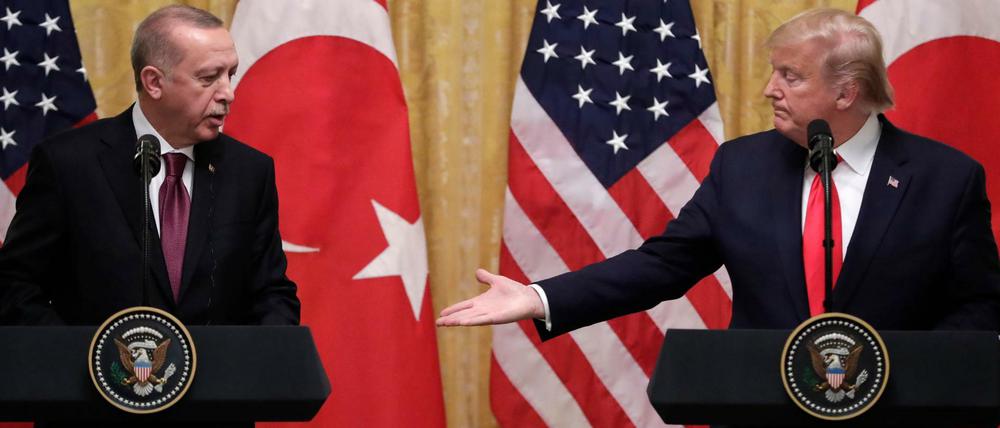 Donald Trump (rechts) und Recep Tayyip Erdogan bei ihrer Pressekonferenz im Weißen Haus.
