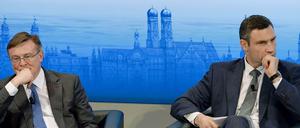 Der ukrainische Außenminister Leonid Koschara und Oppositionsführer Vitali Klitschko am Samstag auf der Münchner Sicherheitskonferenz.