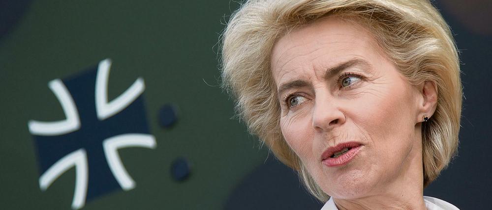 Innerhalb der nächsten fünf Jahre will Ursula von der Leyen (CDU) eine neue Abteilung „Cyber- und Informationsraum“ gründen.