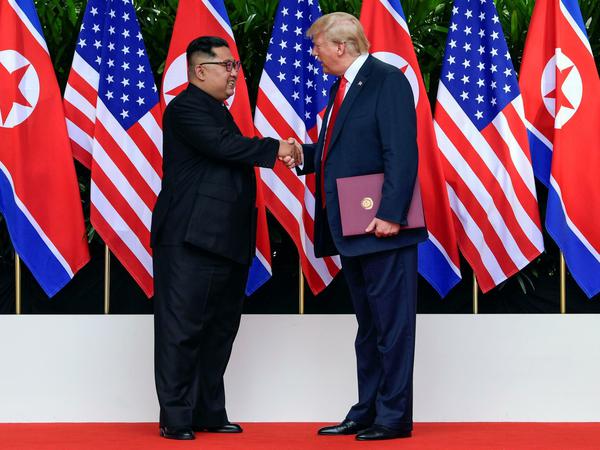Historisch. Im Juni traf Trump Nordkoreas Machthaber Kim Jong Un in Singapur.