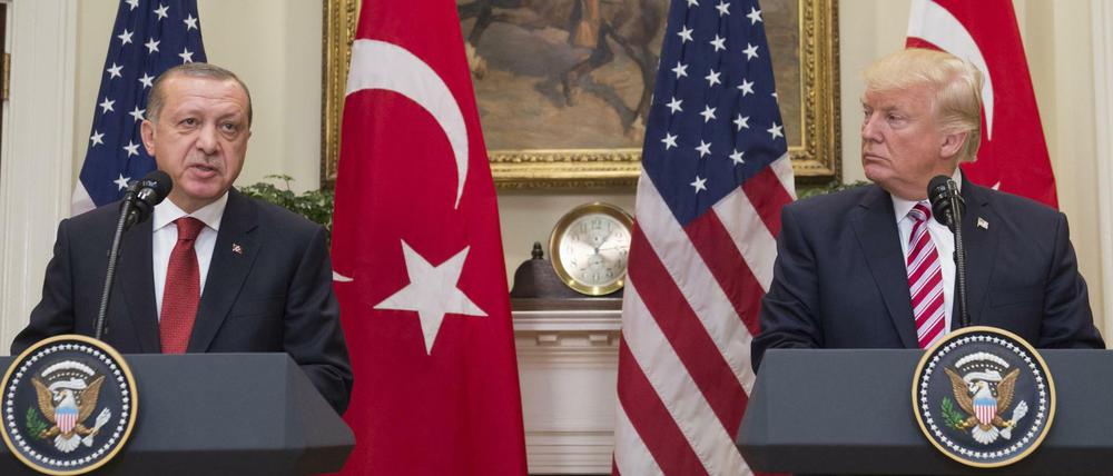 Bahnt sich neuer Streit an? Die Präsidenten Erdogan (Türkei) und Trump (USA) bei einer Pressekonferenz im Mai 2017.