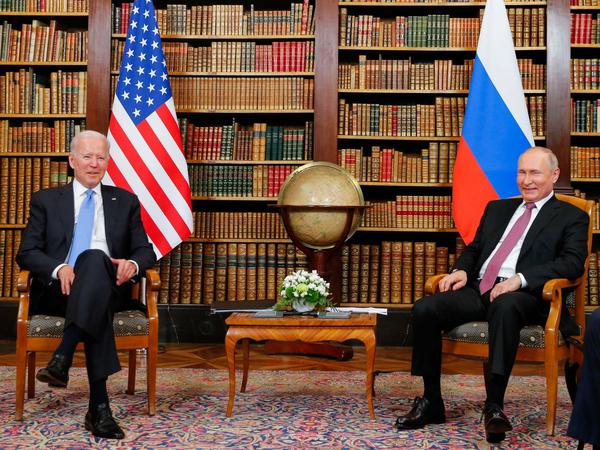Ein Gipfel wie vor wenigen Monaten? Die Präsidenten Joe Biden und Wladimir Putin in Genf im vergangenen Juni.