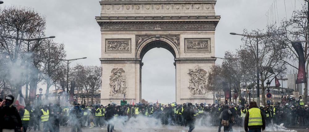 Gelbwesten-Proteste in Paris.