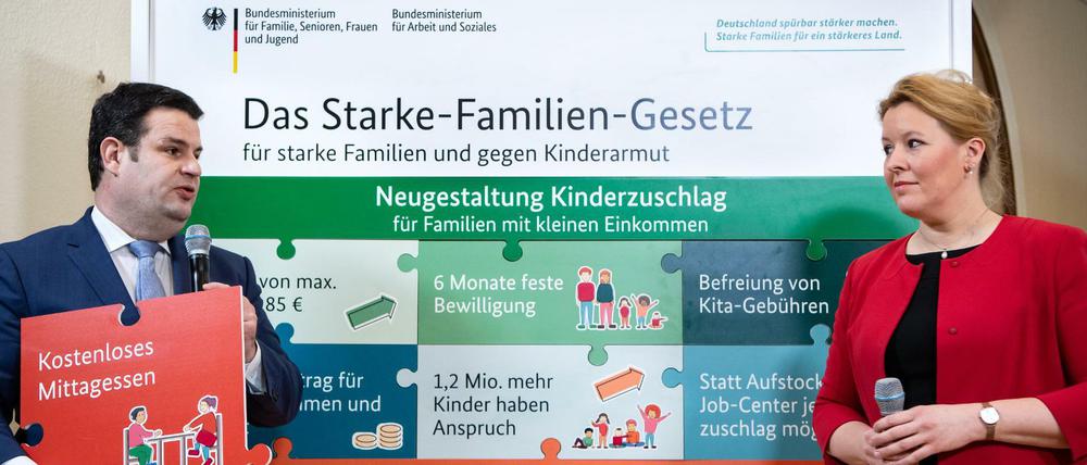 Franziska Giffey, Bundesfamilienministerin, und Hubertus Heil (beide SPD), Bundesminister für Arbeit und Soziales, stellen bei einer Pressekonferenz das "Starke-Familien-Gesetz" vor.