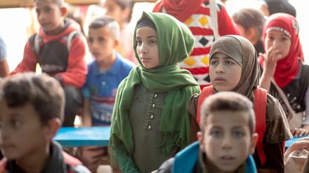Viele syrische Kinder, die heute in den Zeltschulen lernen, sind bereits in den Camps im Libanon zur Welt gekommen.