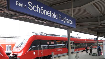 Bahnhof Schönefeld.