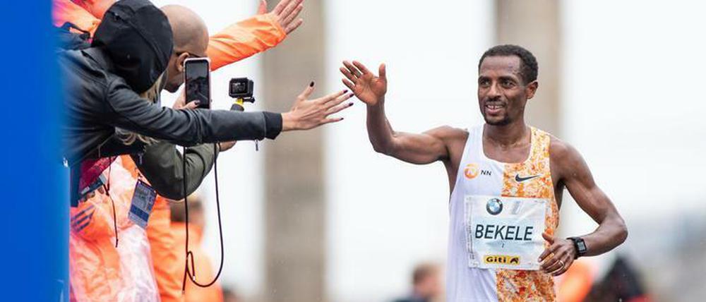 Vor zwei Jahren verpasste Bekele den Weltrekord in Berlin nur um zwei Sekunden.