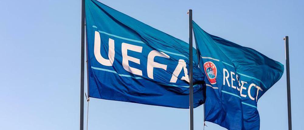 Die Uefa schreibt sich Respekt auf die eigenen Fahnen, hält sich aber längst nicht immer dran.
