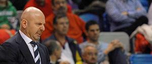 Alba-Trainer Sasa Obradovic hat derzeit nicht nur rein sportliche Probleme zu lösen.