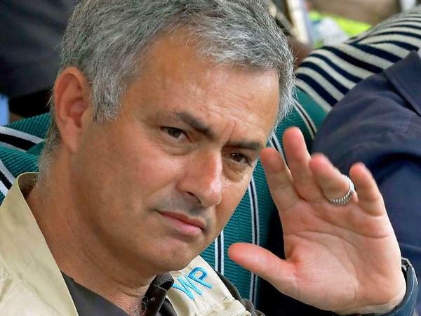 José Mourinho sagt: Ich liebe Lahm - als Rechtsverteidiger.