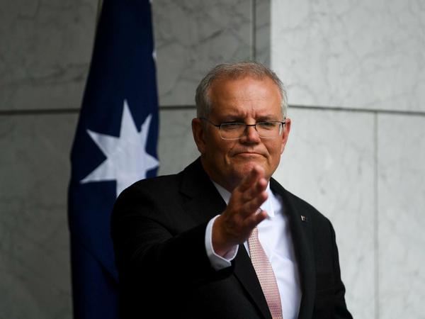 Scott Morrison, Premierminister von Australien, begrüßt die Gerichtsentscheidung, die aus Gründen der „Gesundheit, Sicherheit und der Ordnung“ gefallen sei. 
