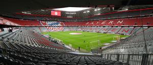 Es bleibt leer. Beim Eröffnungsspiel der Bundesliga am Freitag werden weder Münchner noch Schalker ins Stadion dürfen.