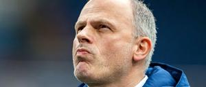 Sportvorstand Jochen Schneider steht beim Bundesligaletzten FC Schalke 04 vor dem schnellen Aus.